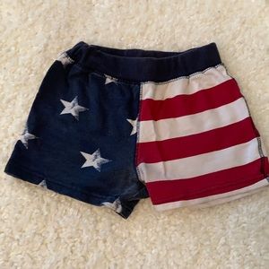 Flag shorts - baby